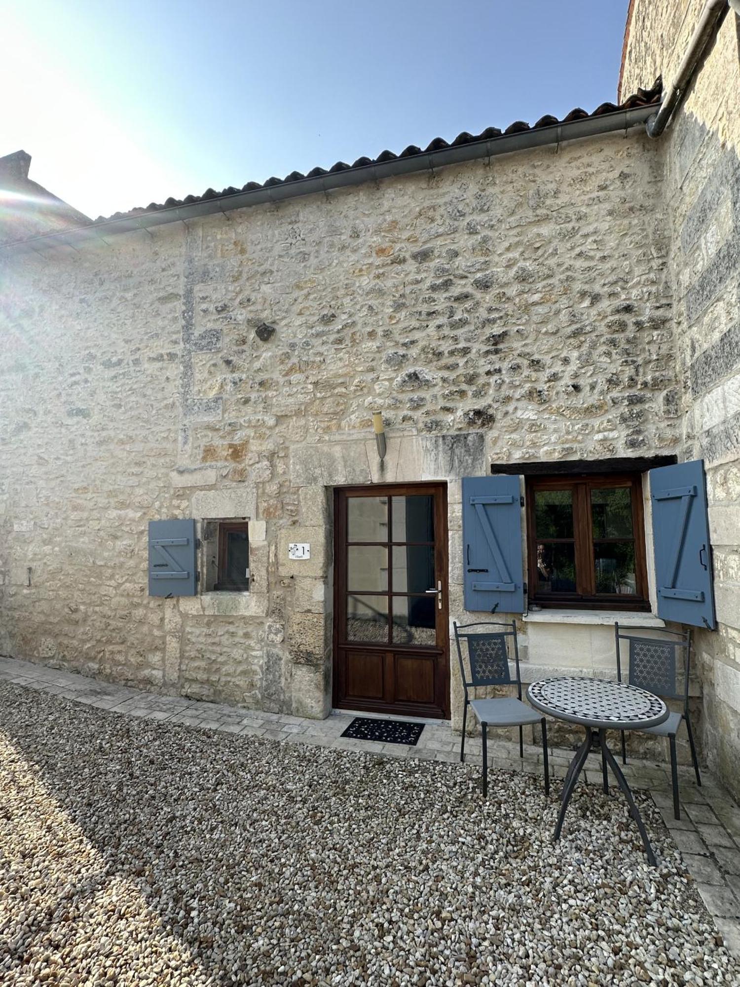 Bourg-CharentePetit Moulin De Veillard别墅 外观 照片
